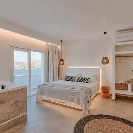 Nautica Suites Antiparos Exterior photo