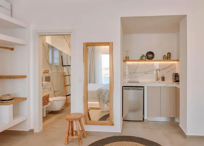 Nautica Suites